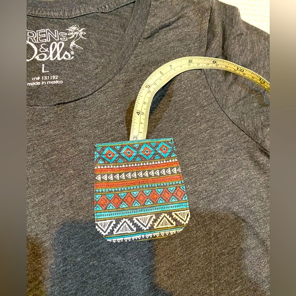 Sirens & Dolls Gey T-Shirt with Colorful Pocket, short-sleeve, Ladies Large - Picture 1 of 9